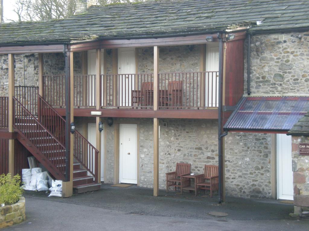 Masons Arms Hotel Gargrave Exterior photo